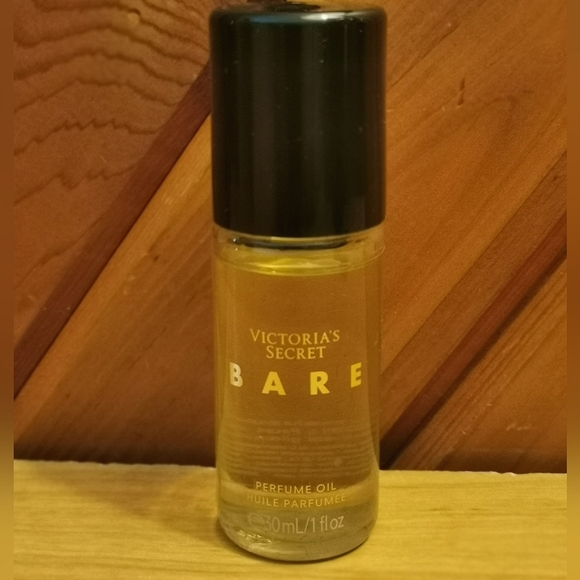 Victoria's Secret Set - Picture 2 of 5